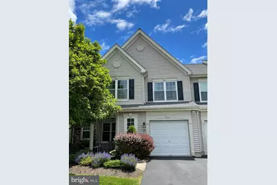 202 Oaktree, Warminster, PA 18974 - Photo 1