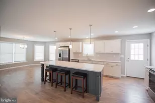 85 Waterford Ln, Sellersville, PA 18960 - Photo 13