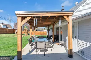 233 Kenwood Dr S, Levittown, PA 19055 - Photo 25