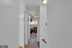 233 Kenwood Dr S, Levittown, PA 19055 - Photo 13