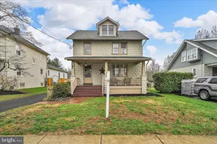 180 N Clinton St, Doylestown, PA 18901 - Photo 29