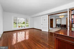 329 Sherwood Dr, Yardley, PA 19067 - Photo 9