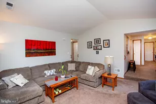 381 Redbud Ct, Warrington, PA 18976 - Photo 9