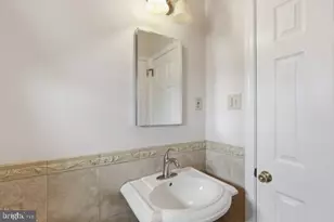 331 Osborne Ave, Morrisville, PA 19067 - Photo 15