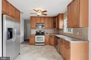 331 Osborne Ave, Morrisville, PA 19067 - Photo 11