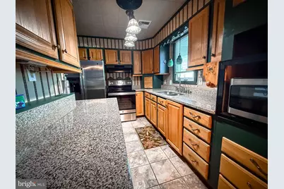 10 Flower Lane, Levittown, PA 19055 - Photo 7