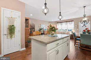 39 Bowman Dr, Feasterville-Trevose, PA 19053 - Photo 9