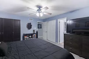 126 Megan Cir, Chalfont, PA 18914 - Photo 17