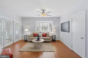 221 Valley Dr, Yardley, PA 19067 - Photo 19