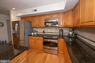 19 Zelkova Dr, Holland, PA 18966 - Photo 11