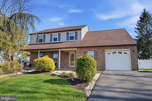 20 Firewood Dr, Holland, PA 18966 - Photo 3