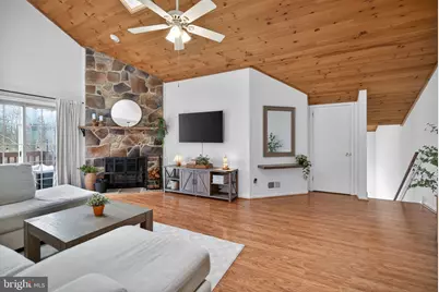 860 Patrick Place, Chalfont, PA 18914 - Photo 3