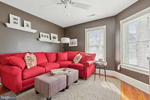 109 S West St, Doylestown, PA 18901 - Photo 21