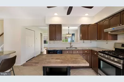 4570 Louise Saint Claire Dr, Doylestown, PA 18902 - Photo 9