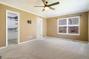 4570 Louise St Claire Dr, Doylestown, PA 18902 - Photo 19