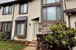 102 Windham Ct, Newtown, PA 18940 - Photo 1