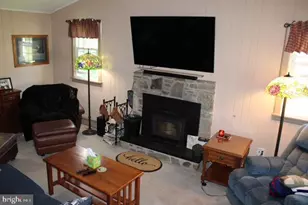 30 Landreth Ln, Bristol, PA 19007 - Photo 17