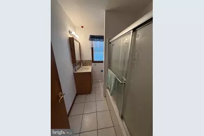 10 Bowling Green Avenue, Morrisville, PA 19067 - Photo 15