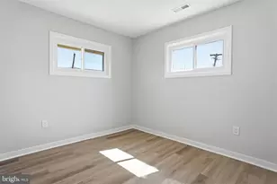 10 MacIntosh Rd, Levittown, PA 19056 - Photo 23