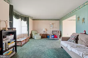 1640 Britany Dr, Bensalem, PA 19020 - Photo 3