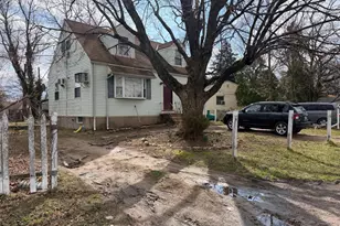 1019 Winder Dr, Bristol, PA 19007 - Photo 1