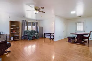 8 Village Dr, Feasterville-Trevose, PA 19053 - Photo 11