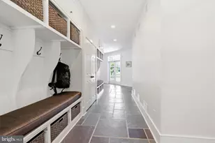 1682 Clydesdale Cir, Yardley, PA 19067 - Photo 7