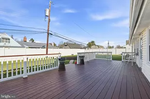 28 Sycamore Rd, Levittown, PA 19056 - Photo 25