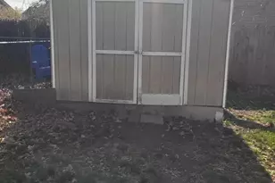 107 Grove St, Morrisville, PA 19067 - Photo 17