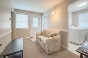 55 Teaberry Ln, Levittown, PA 19054 - Photo 13