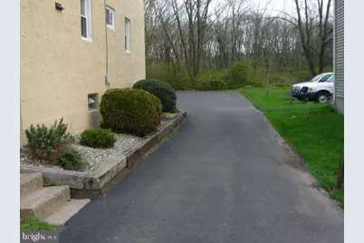 136 E Park Avenue, Sellersville, PA 18960 - Photo 3