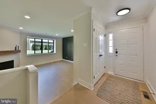 20 Independence Pl, Newtown, PA 18940 - Photo 9