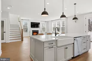 200 Mayfield Ln, Newtown, PA 18940 - Photo 17