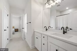 200 Mayfield Ln, Newtown, PA 18940 - Photo 37