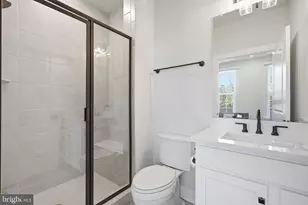 200 Mayfield Ln, Newtown, PA 18940 - Photo 23