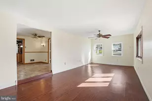 4820 Dara Faith Dr, Feasterville-Trevose, PA 19053 - Photo 19