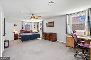 4564 Oak Ave, Feasterville-Trevose, PA 19053 - Photo 41