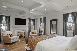 85 E Oakland Ave, Doylestown, PA 18901 - Photo 21