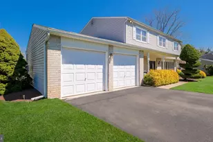 73 Springwood Dr, Southampton, PA 18966 - Photo 5