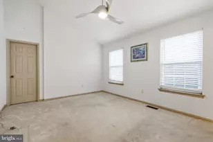 2105 Potters Pl, Holland, PA 18966 - Photo 21