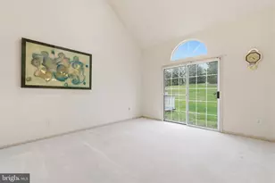 2105 Potters Pl, Holland, PA 18966 - Photo 13