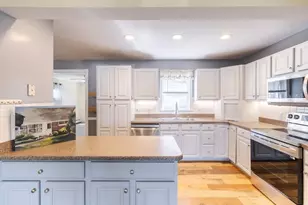 51 Junewood Dr, Levittown, PA 19055 - Photo 1