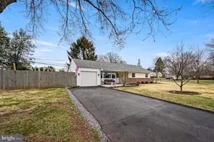 1303 Lacebark St, Feasterville-Trevose, PA 19053 - Photo 1