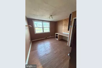 217 Apple Street, Levittown, PA 19057 - Photo 29