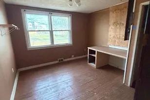 217 Apple St, Levittown, PA 19057 - Photo 29