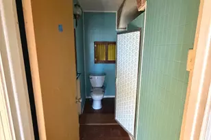 217 Apple St, Levittown, PA 19057 - Photo 25