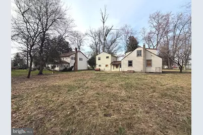 217 Apple Street, Levittown, PA 19057 - Photo 5