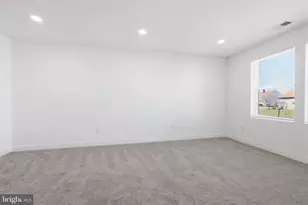 25 Autumn Ln, Levittown, PA 19055 - Photo 23