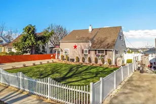 35 Honeysuckle Ln, Levittown, PA 19055 - Photo 51