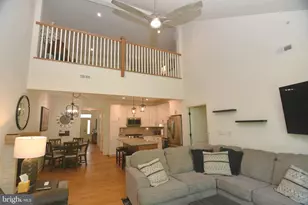 924 Holden Ct, Warminster, PA 18974 - Photo 11